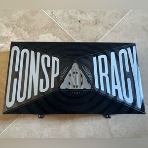 Jeffree Star Conspiracy Palette